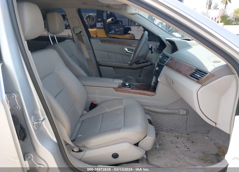 2013 MERCEDES-BENZ E-CLASS VIN: WDDHF5KB0DA688195