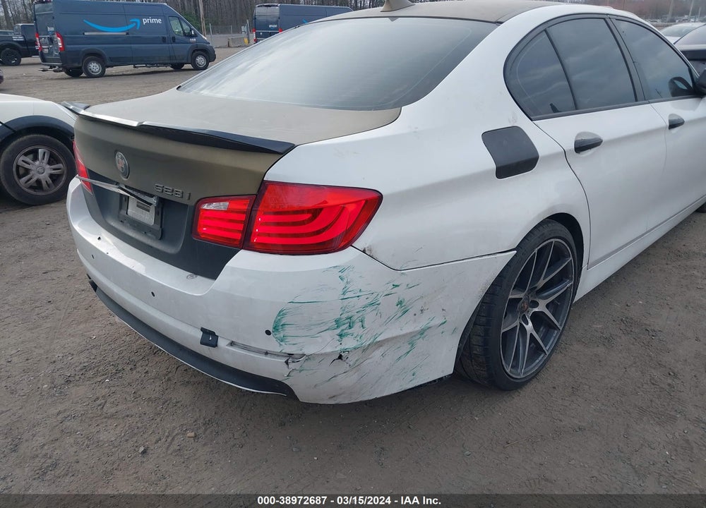 2011 BMW 528I VIN: WBAFR1C55BC260826