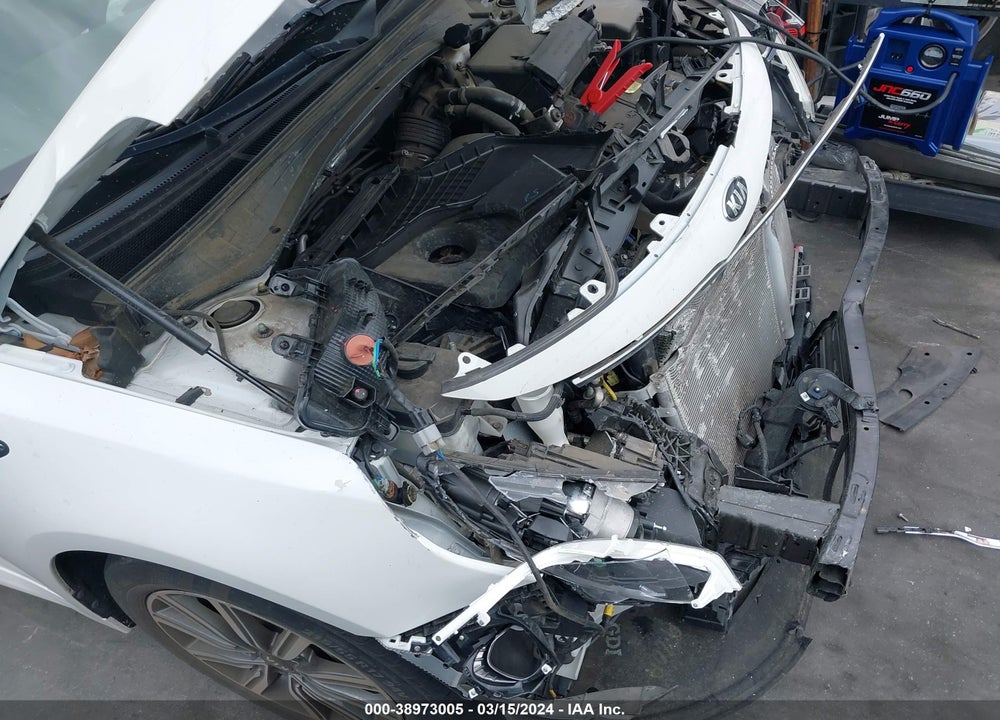 2019 KIA OPTIMA VIN: 5XXGU4L11KG303644