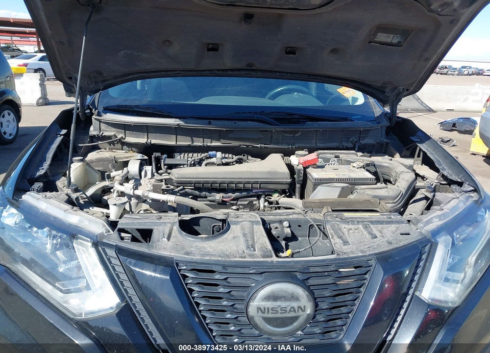 2018 NISSAN ROGUE SV VIN: 5N1AT2MT6JC746394