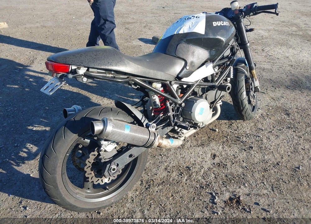 2005 DUCATI M600 VIN: ZDM1RA2K15B067589