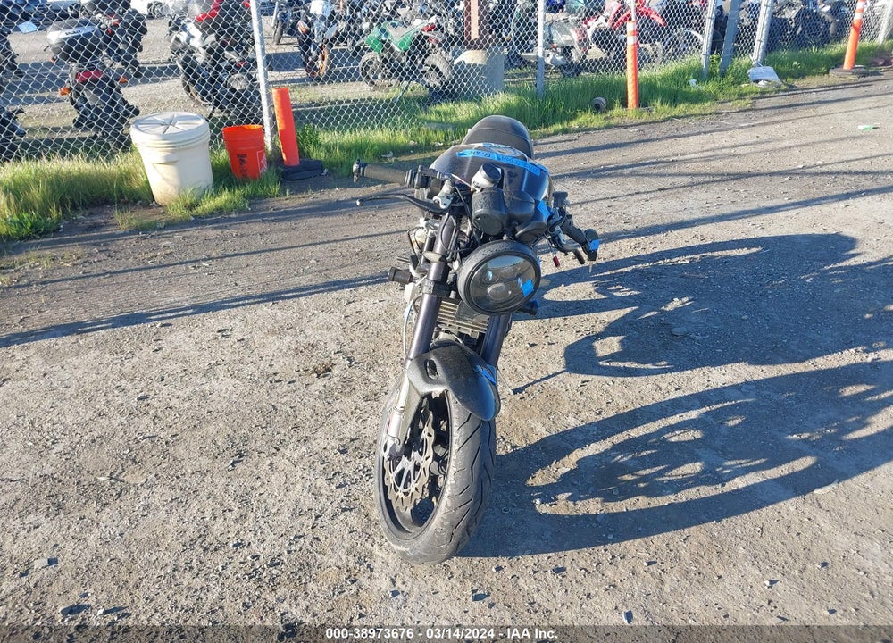 2005 DUCATI M600 VIN: ZDM1RA2K15B067589