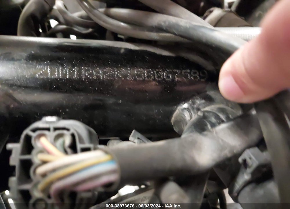 2005 DUCATI M600 VIN: ZDM1RA2K15B067589