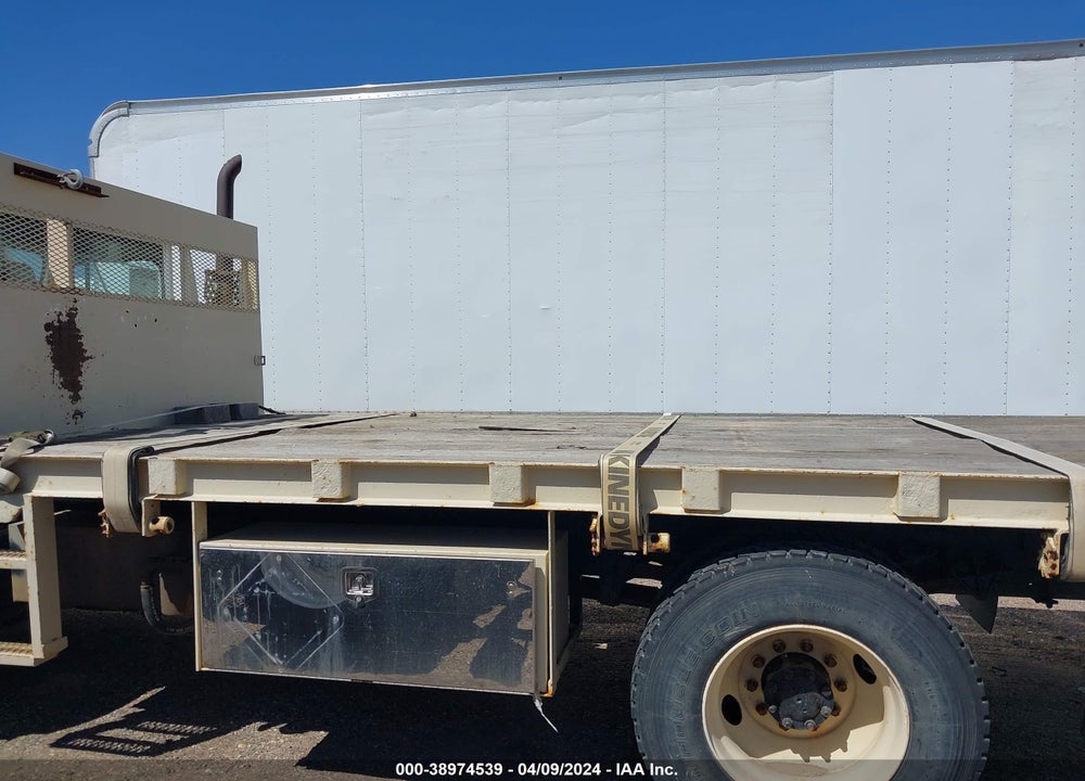 1999 INTERNATIONAL 4000 4700 VIN: 1HTSCAAN1XH586593
