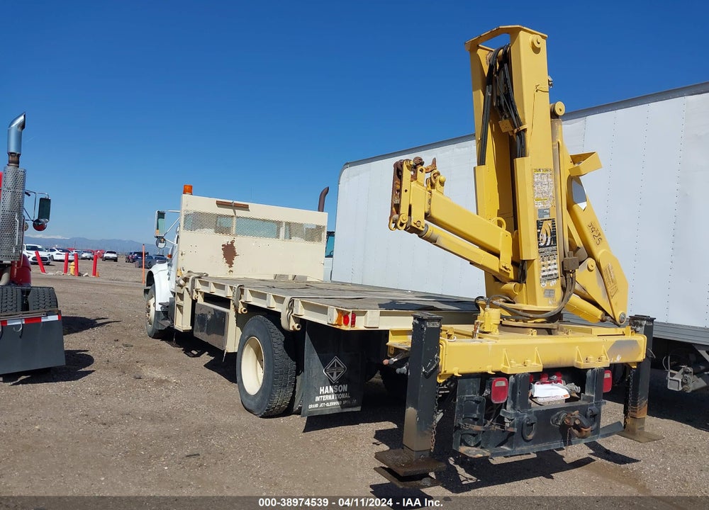1999 INTERNATIONAL 4000 4700 VIN: 1HTSCAAN1XH586593