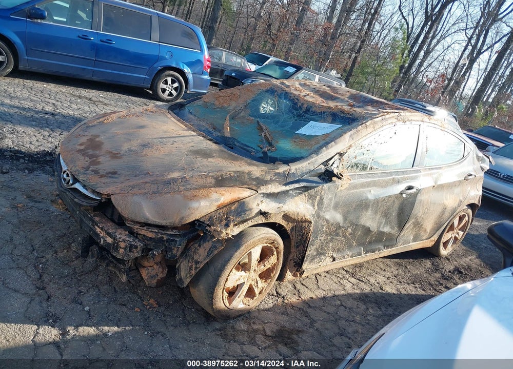 2013 HYUNDAI ELANTRA GLS VIN: KMHDH4AE6DU795562