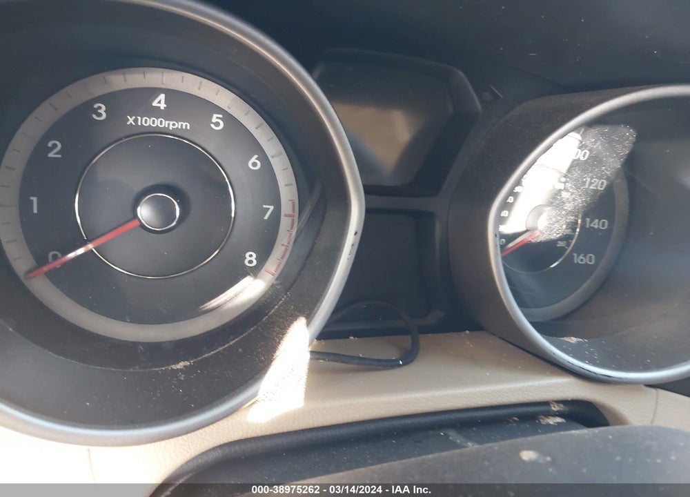 2013 HYUNDAI ELANTRA GLS VIN: KMHDH4AE6DU795562