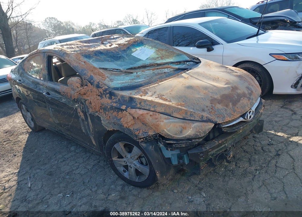 2013 HYUNDAI ELANTRA GLS VIN: KMHDH4AE6DU795562