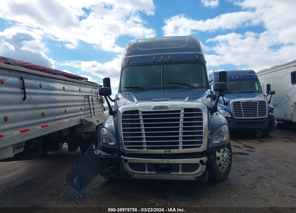 2018 FREIGHTLINER CASCADIA 125 VIN: 1FUJGLDR4JLJH9433