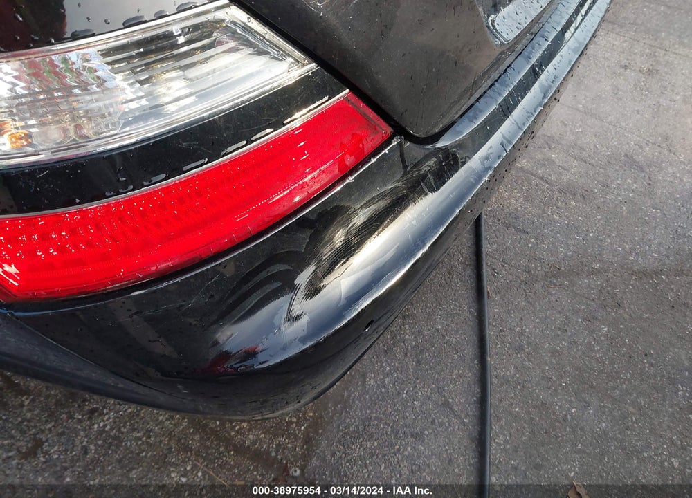 2009 MERCEDES-BENZ S 550 VIN: WDDNG71X59A281019