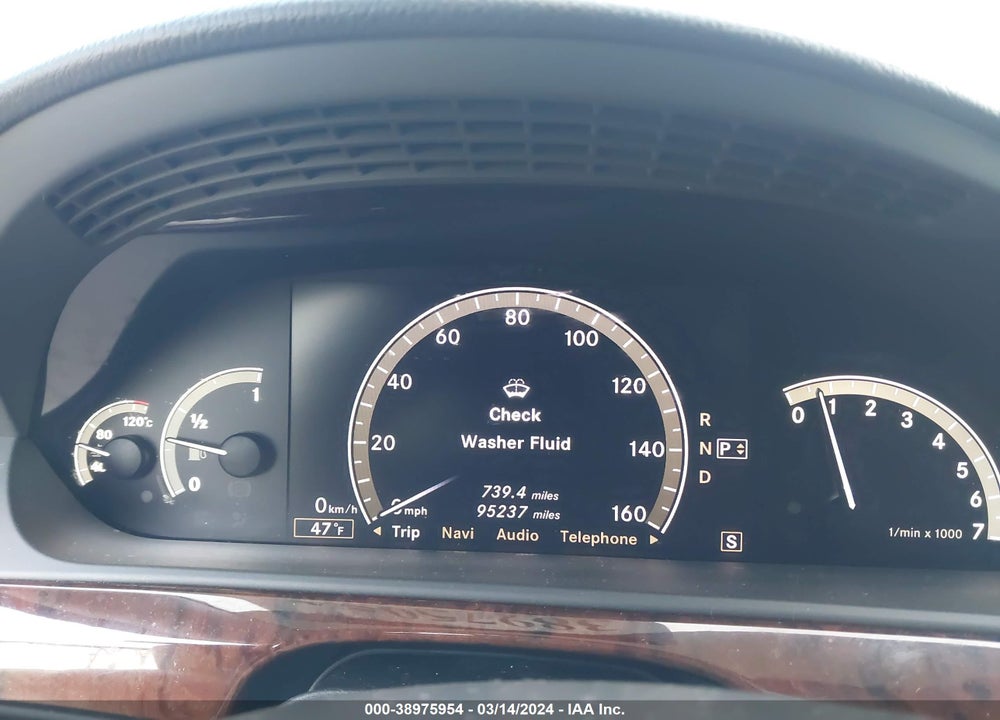 2009 MERCEDES-BENZ S 550 VIN: WDDNG71X59A281019