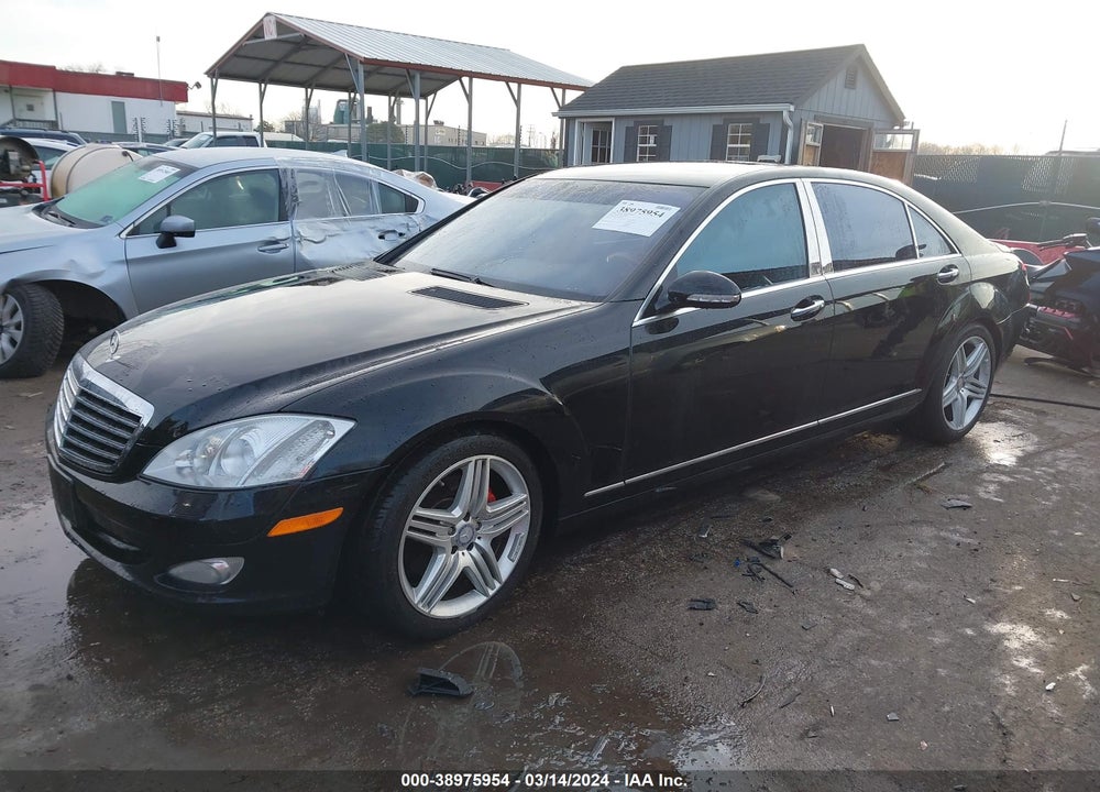 2009 MERCEDES-BENZ S 550 VIN: WDDNG71X59A281019