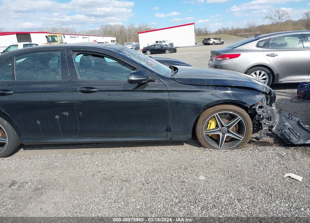 2018 MERCEDES-BENZ E 300 VIN: WDDZF4JBXJA469918