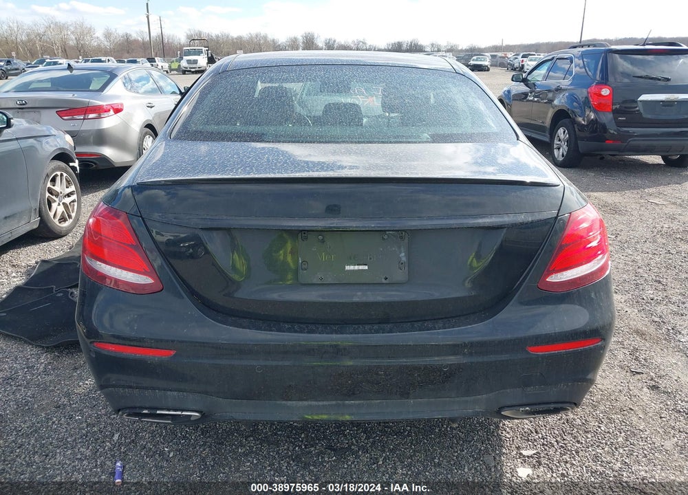 2018 MERCEDES-BENZ E 300 VIN: WDDZF4JBXJA469918