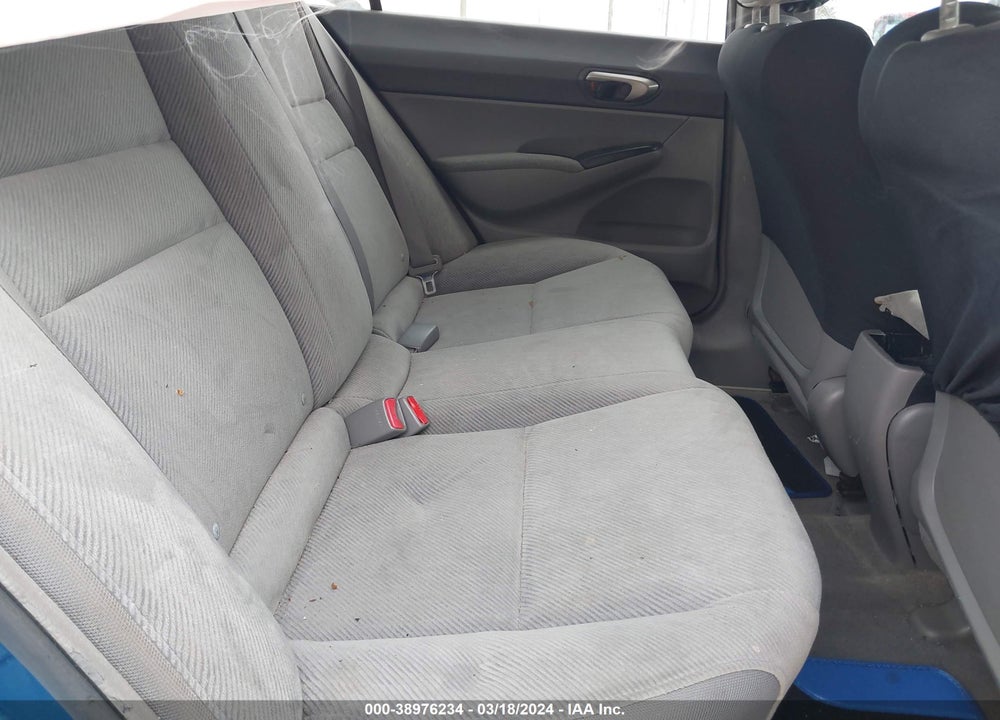 2010 HONDA CIVIC LX VIN: 2HGFA1F59AH563661