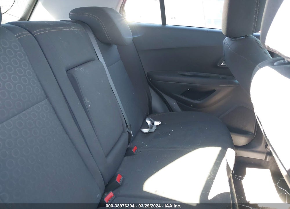 2020 CHEVROLET TRAX FWD LS VIN: KL7CJKSB7LB088345