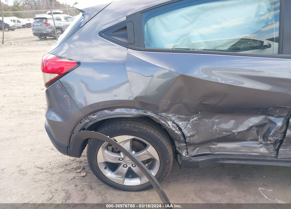2022 HONDA HR-V AWD LX VIN: 3CZRU6H37NM769056