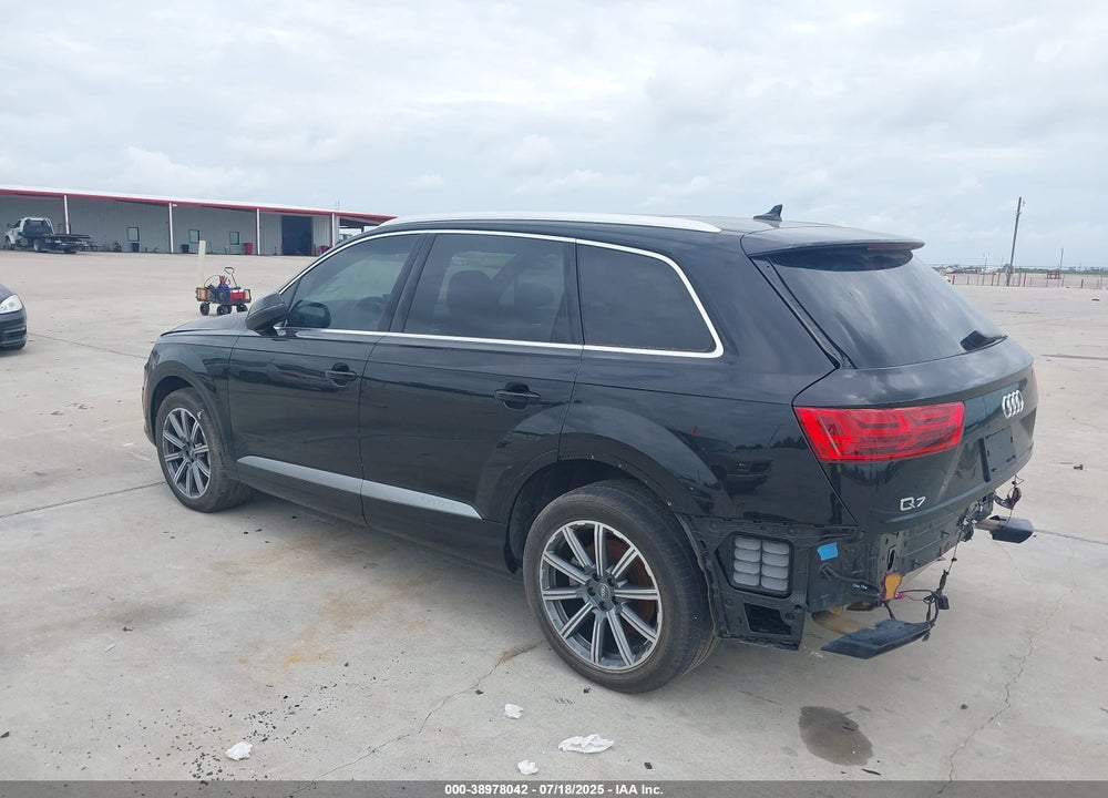 2019 AUDI Q7 VIN: WA1VAAF70KD017738