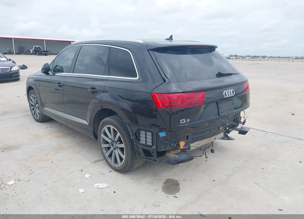 2019 AUDI Q7 VIN: WA1VAAF70KD017738