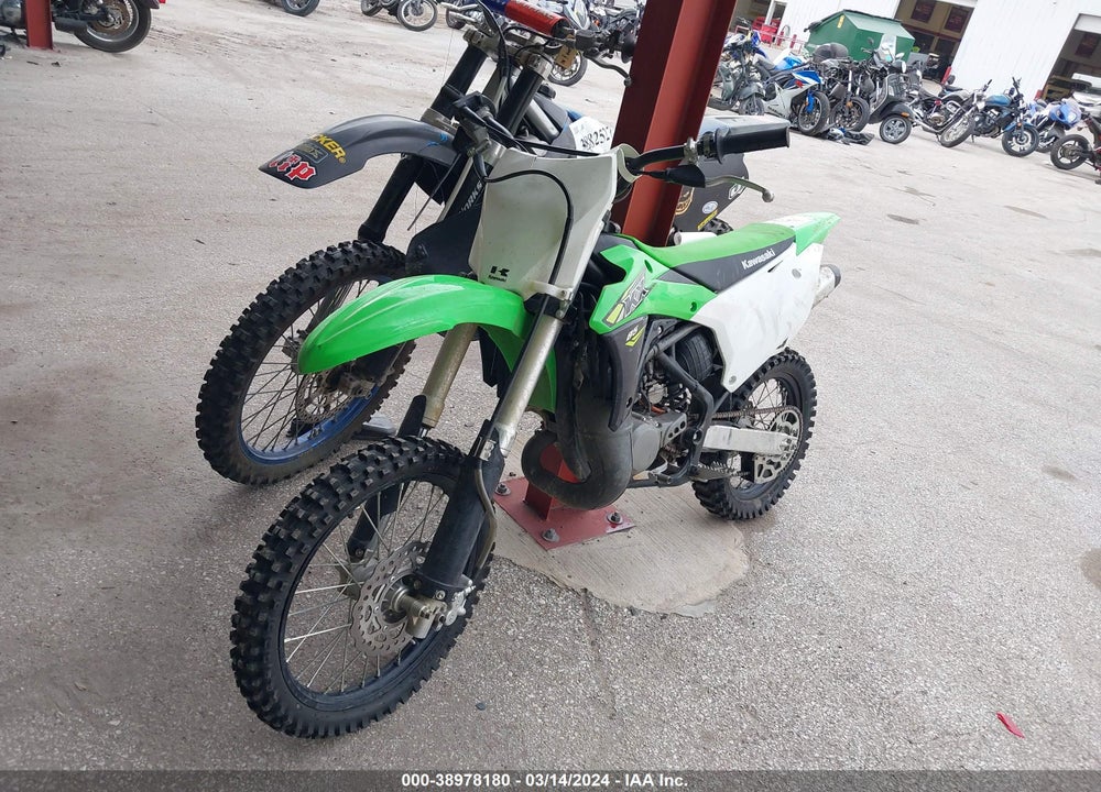 2018 KAWASAKI KX85 C VIN: JKBKXFCC8JA012573