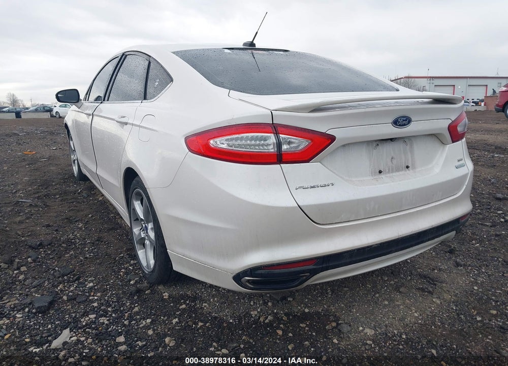 2015 FORD FUSION SE VIN: 3FA6P0H96FR239219