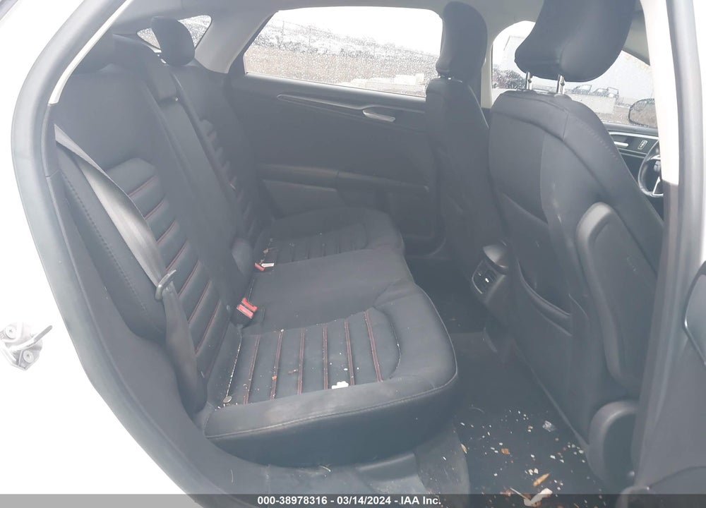 2015 FORD FUSION SE VIN: 3FA6P0H96FR239219