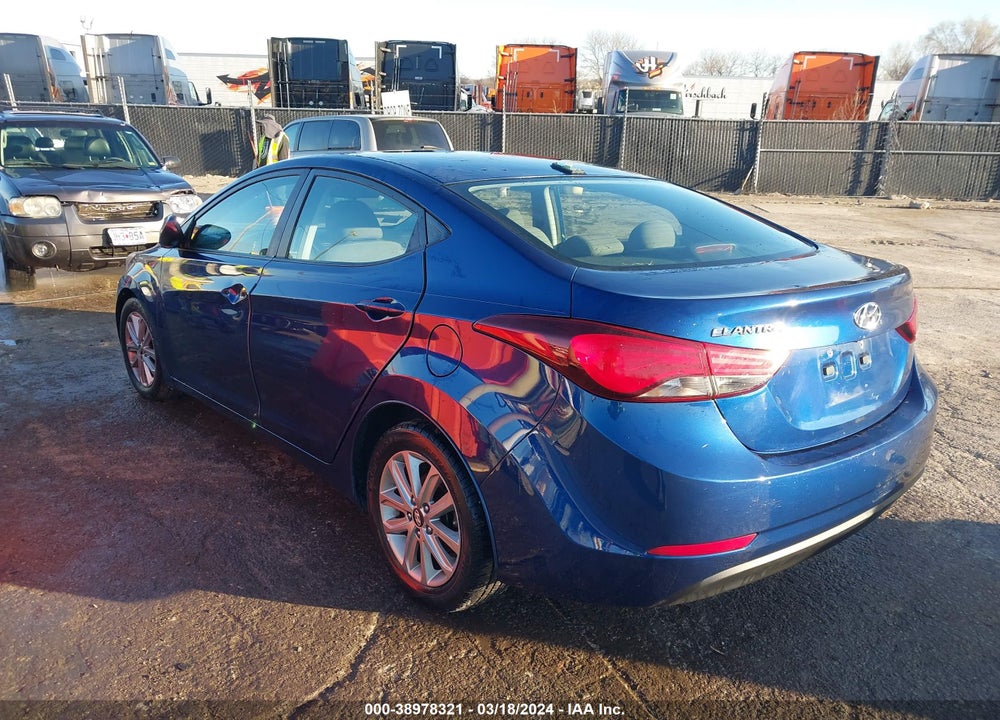 2016 HYUNDAI ELANTRA SE VIN: 5NPDH4AE4GH711032