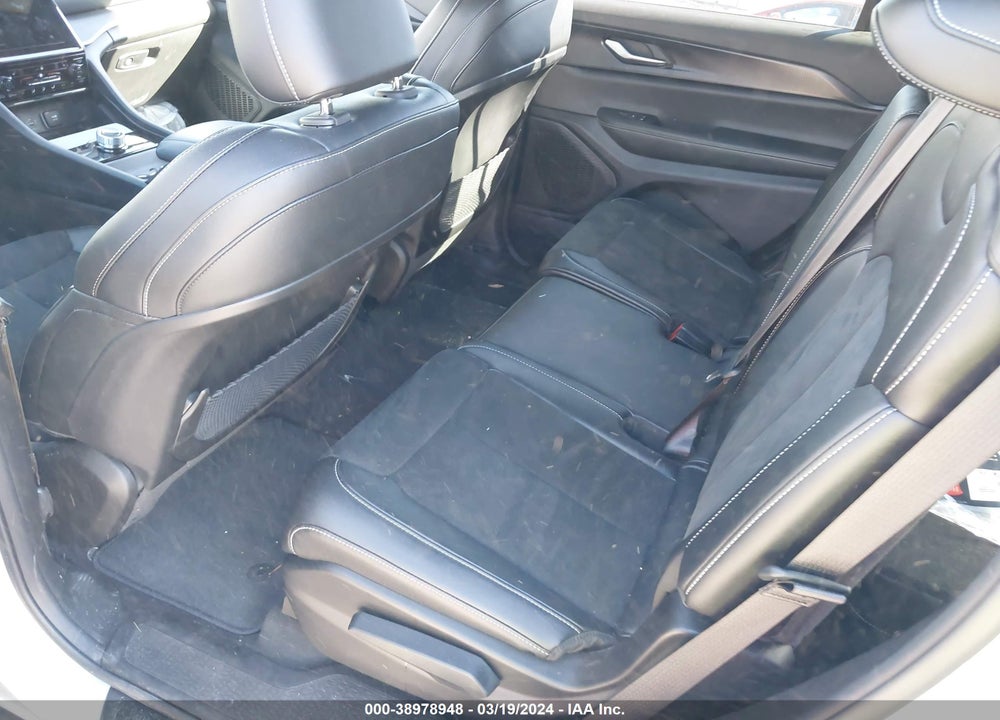 2023 JEEP GRAND CHEROKEE L ALTITUDE 4X2 VIN: 1C4RJJAG7P8901447