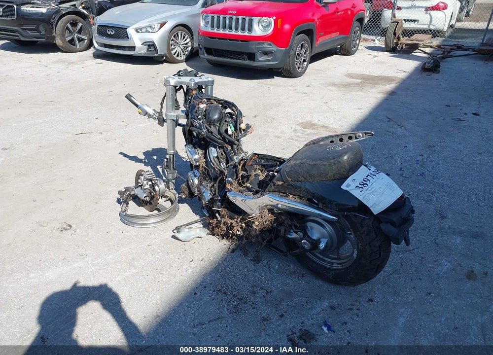 2014 SUZUKI VZ800 VIN: JS1VS56A5E2100016