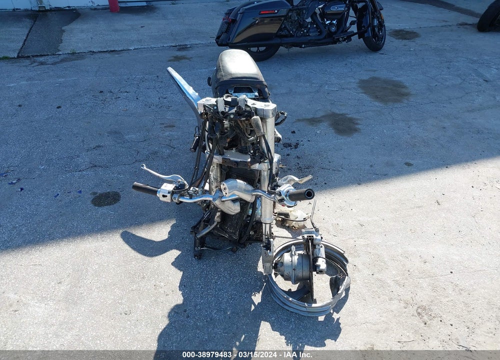 2014 SUZUKI VZ800 VIN: JS1VS56A5E2100016