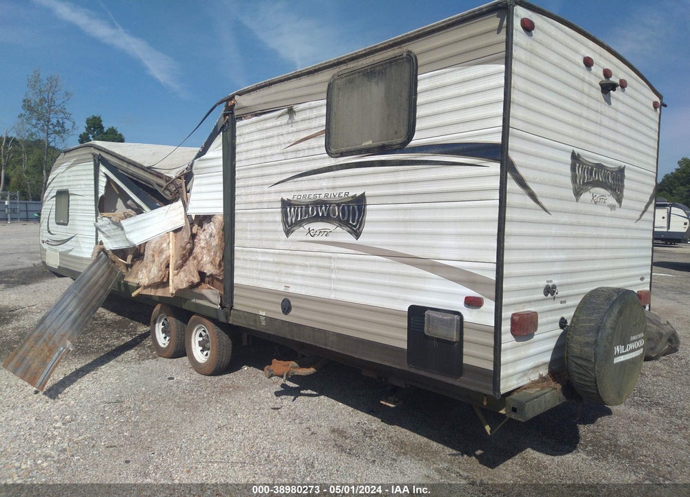 2018 WILDWOOD 28FT VIN: 4X4TWDD20J7358023