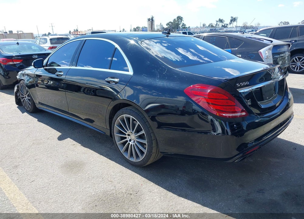 2017 MERCEDES-BENZ S 550 4MATIC VIN: WDDUG8FB8HA330811
