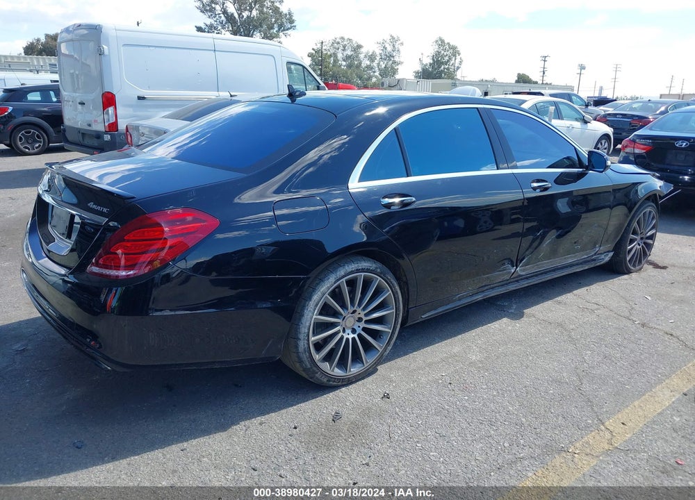 2017 MERCEDES-BENZ S 550 4MATIC VIN: WDDUG8FB8HA330811