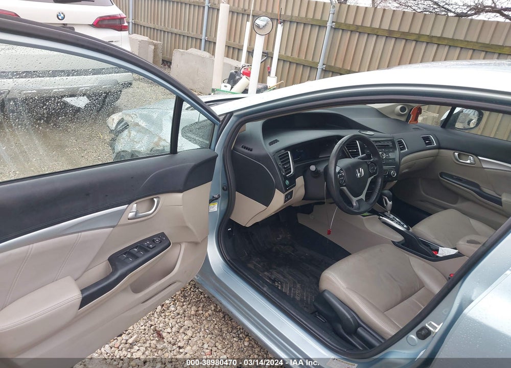 2013 HONDA CIVIC HYBRID VIN: 19XFB4F34DE000058