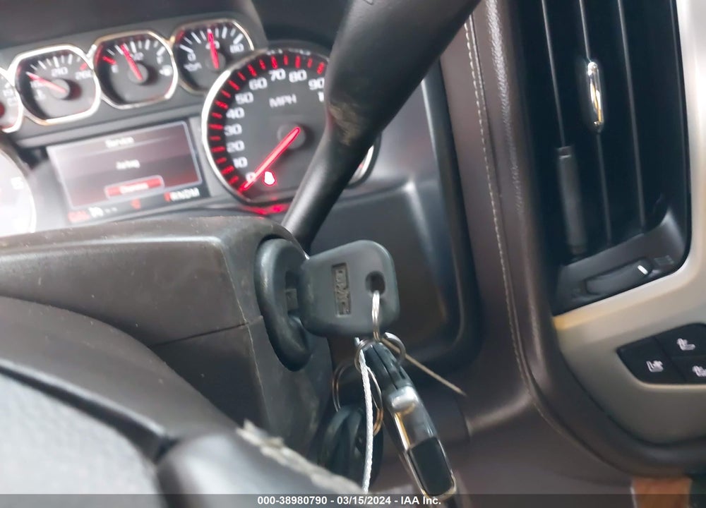 2016 GMC SIERRA 1500 SLT VIN: 3GTU2NEC5GG120684