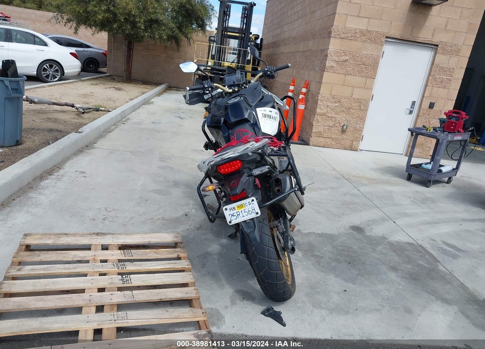 2021 HONDA CRF1100 D4 VIN: JH2SD1043MK100326