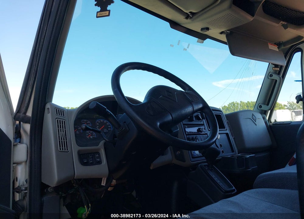 2018 INTERNATIONAL DURASTAR 4300 VIN: 1HTMMMML3JH652263