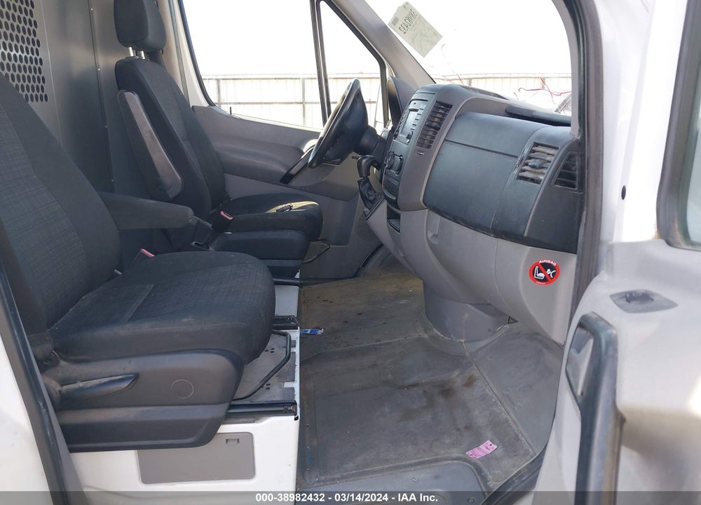 2015 MERCEDES-BENZ SPRINTER 3500 HIGH ROOF VIN: WD3PF1CC6FP107783