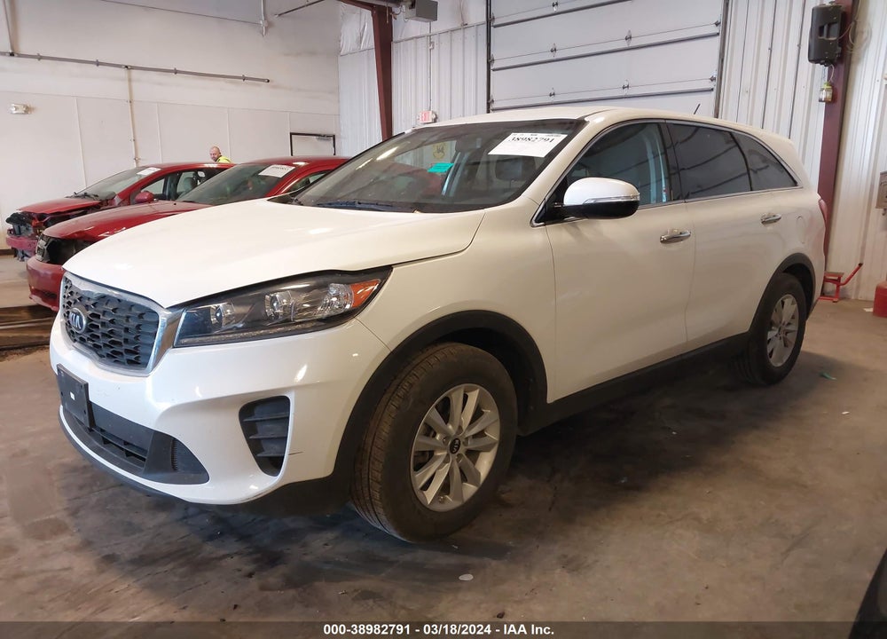 2020 KIA SORENTO 2.4L LX VIN: 5XYPG4A33LG627946