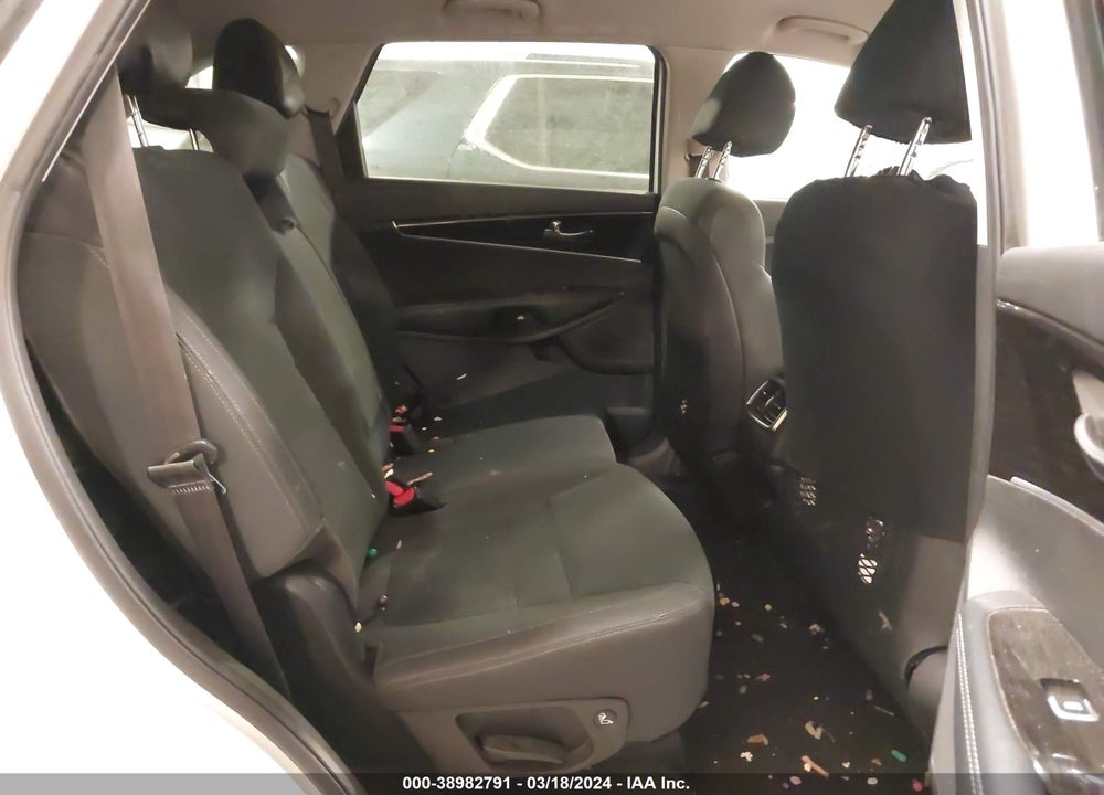 2020 KIA SORENTO 2.4L LX VIN: 5XYPG4A33LG627946