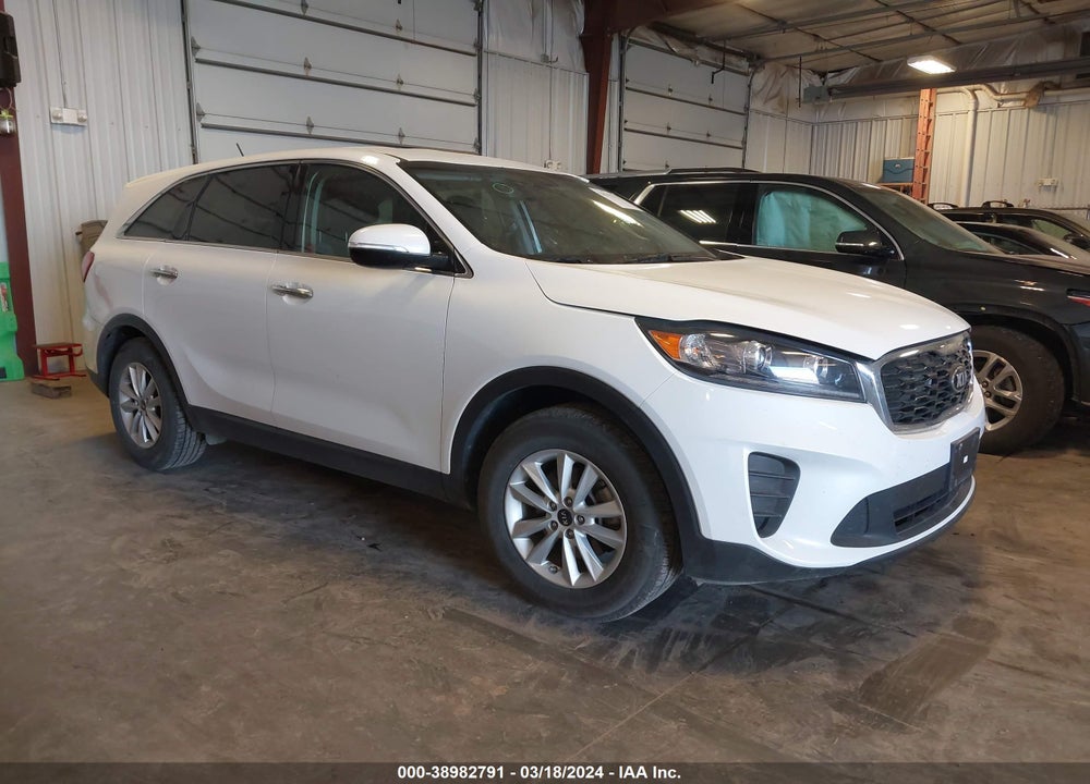 2020 KIA SORENTO 2.4L LX VIN: 5XYPG4A33LG627946