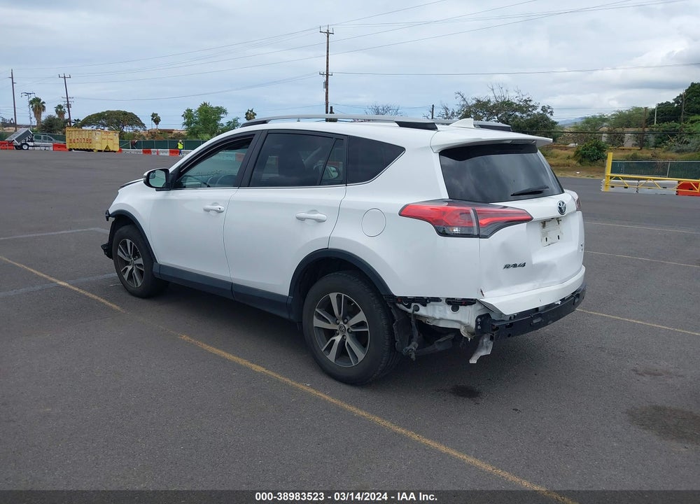 2017 TOYOTA RAV4 XLE VIN: 2T3RFREV6HW569473