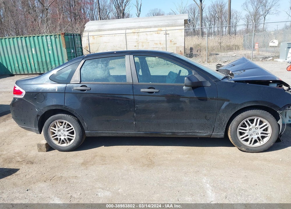 2011 FORD FOCUS SE VIN: 1FAHP3FN5BW133149
