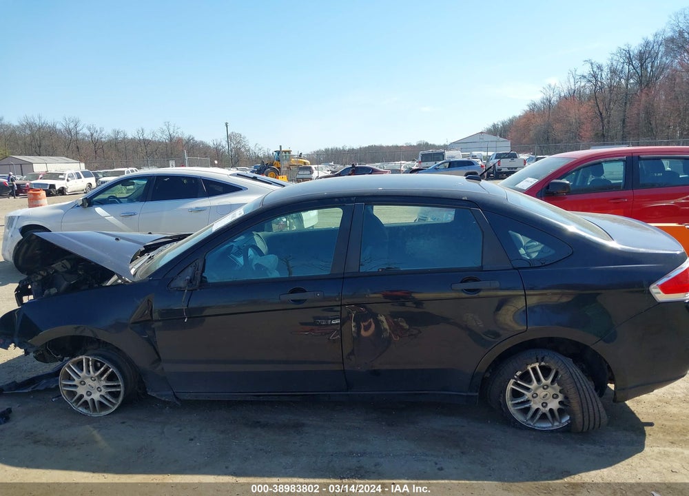 2011 FORD FOCUS SE VIN: 1FAHP3FN5BW133149