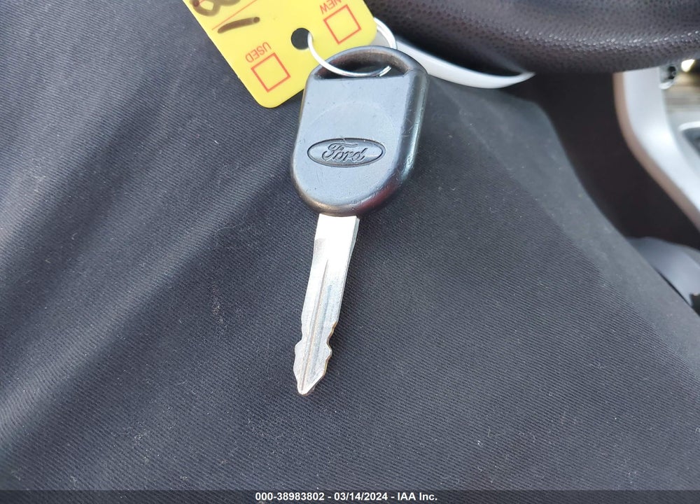 2011 FORD FOCUS SE VIN: 1FAHP3FN5BW133149