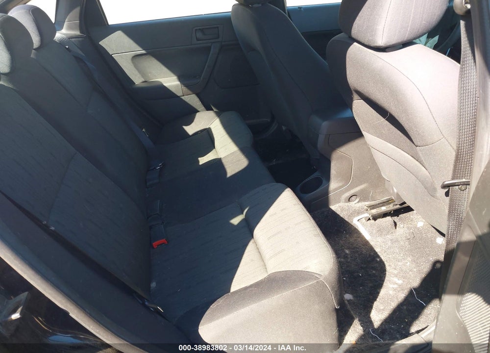 2011 FORD FOCUS SE VIN: 1FAHP3FN5BW133149