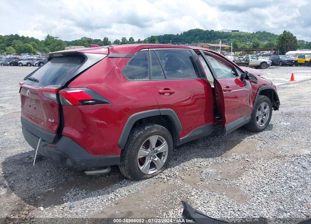 2023 TOYOTA RAV4 XLE VIN: 2T3W1RFV4PW283894