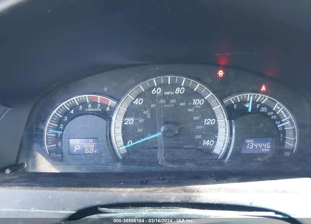 2014 TOYOTA CAMRY SE VIN: 4T1BF1FK2EU428198
