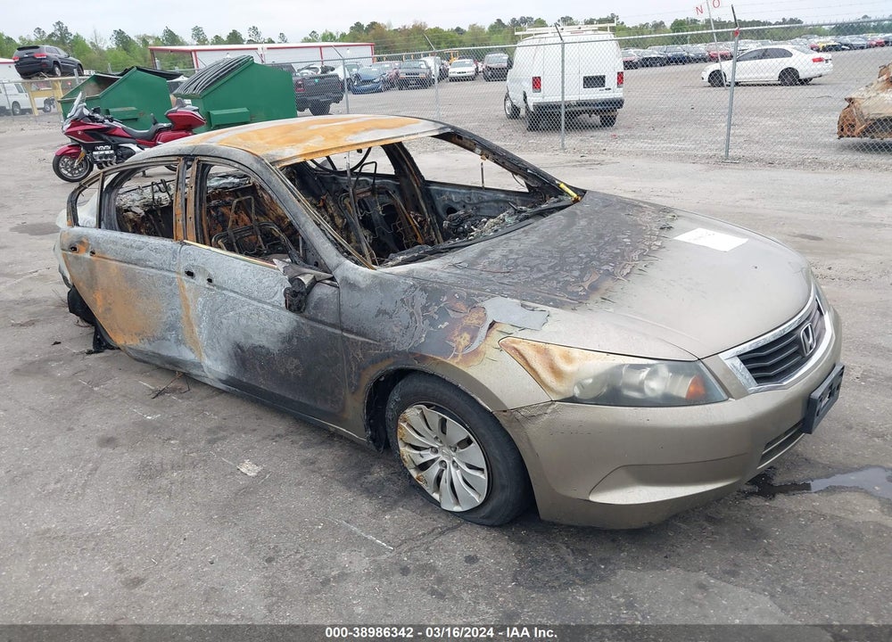 2010 HONDA ACCORD 2.4 LX VIN: 1HGCP2F31AA113555