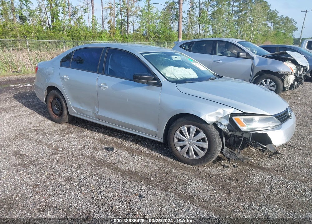 2014 VOLKSWAGEN JETTA 2.0L S VIN: 3VW2K7AJ1EM425795